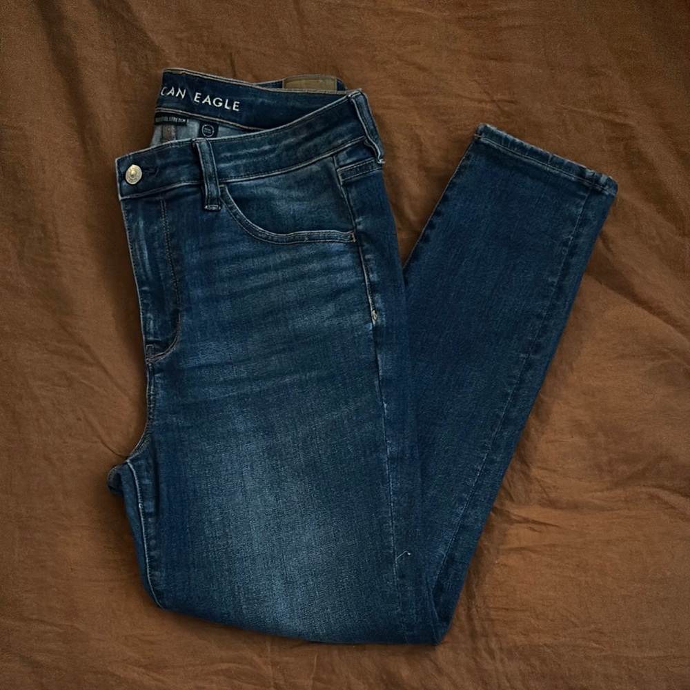 American Eagle Next Level High-Waisted Jegging